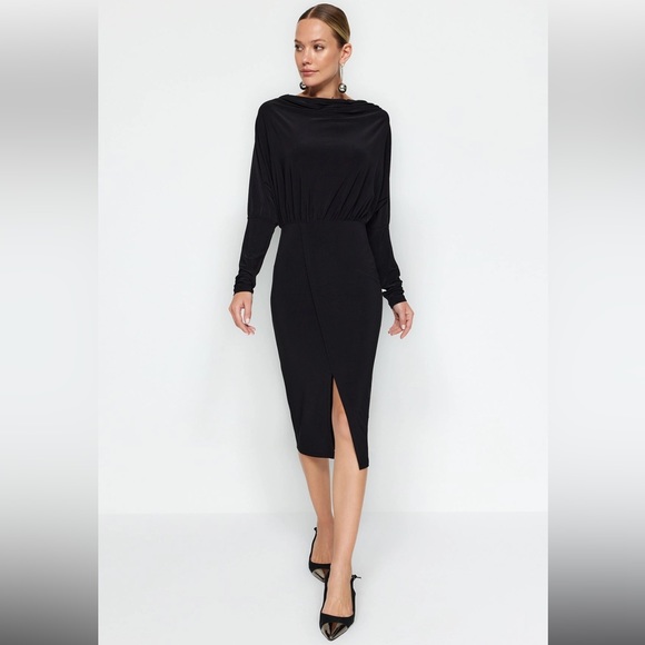 34 Fabulous chic black Dress - Picture 2 of 5